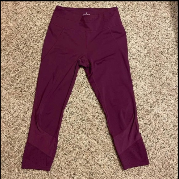 Women’s athleta cropped leggings small - Picture 1 of 5